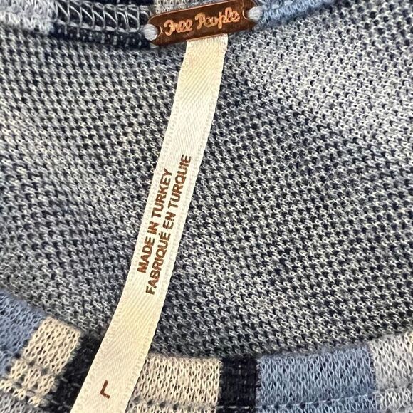 Free People Striped Sweater Tank. Size Large. Great Condition! - Picture 7 of 12